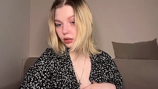 Ophelia Ritz online show from 03/30/26, 10:22