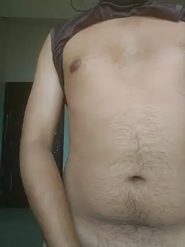 chocolatesboy143 online show from 03/01/26, 04:25