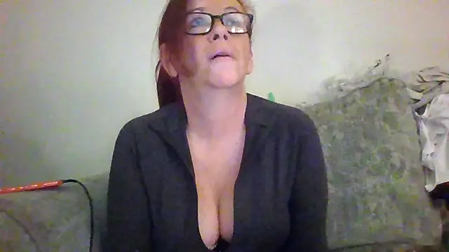 Snapshot of Forbidden-Irish-x chatting on 02/25/26, 07:45 Forbidden-Irish-x online show from 02/25/26, 07:45