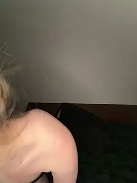 Snapshot of Zoey__08 chatting on 03/02/26, 08:59 Zoey 08 online show from 03/02/26, 08:59