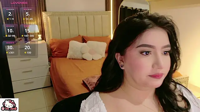 Snapshot of ninna_sweet chatting on 02/04/26, 12:11 ninna sweet online show from 02/04/26, 12:11