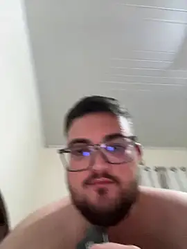 Snapshot of Jmlbsuchi chatting on 02/14/26, 06:10 Jmlbsuchi online show from 02/14/26, 06:10