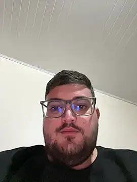 Snapshot of Jmlbsuchi chatting on 02/16/26, 03:13 Jmlbsuchi online show from 02/16/26, 03:13