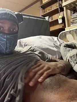 Snapshot of ProveYourLoyalty2 chatting on 02/05/26, 05:56 ProveYourLoyalty2 online show from 02/05/26, 05:56