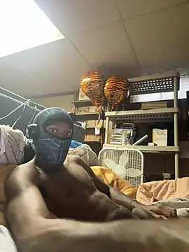 Snapshot of ProveYourLoyalty2 chatting on 03/27/26, 12:05 ProveYourLoyalty2 online show from 03/27/26, 12:05