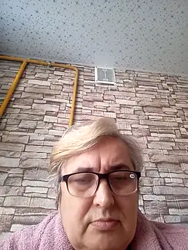 Snapshot of SusanStar874 chatting on 02/17/26, 10:12 SusanStar874 online show from 02/17/26, 10:12