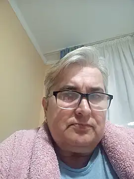 Snapshot of SusanStar874 chatting on 02/21/26, 04:41 SusanStar874 online show from 02/21/26, 04:41