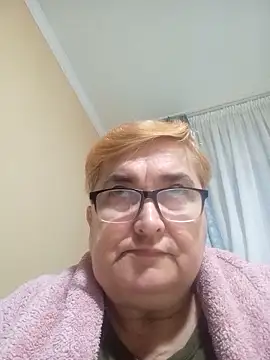 Snapshot of SusanStar874 chatting on 03/02/26, 04:36 SusanStar874 online show from 03/02/26, 04:36