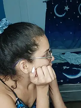 Snapshot of Perla_and_Maikol chatting on 02/18/26, 03:46 Perla and Maikol online show from 02/18/26, 03:46