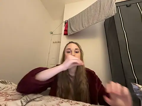 Snapshot of Wantlt chatting on 02/24/26, 07:23 Wantlt online show from 02/24/26, 07:23