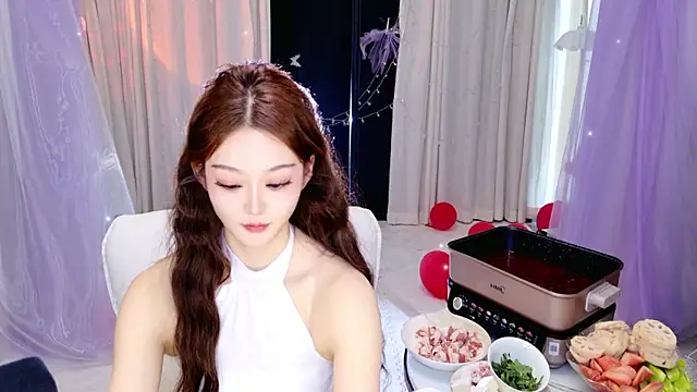 Dancer Lucky-Nini online show from 02/23/26, 07:28