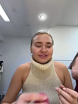 MonicaWestt online show from 04/16/26, 07:09