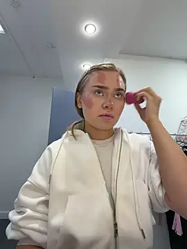 MonicaWestt online show from 06/12/26, 06:56