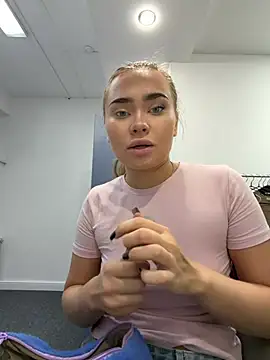 MonicaWestt online show from 06/30/26, 07:09