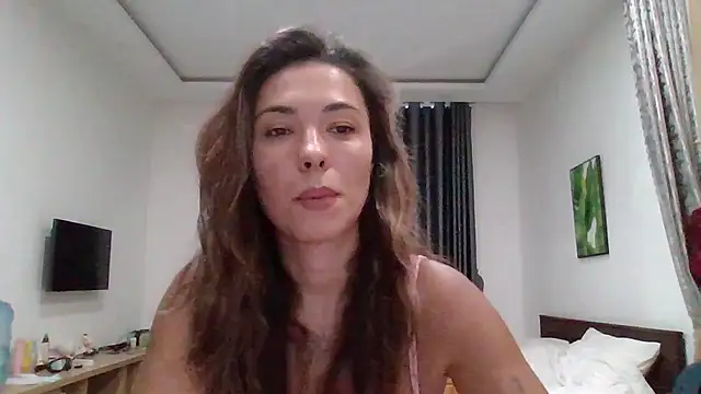 Snapshot of Dream_Petal_ chatting on 07/27/26, 09:38 Dream Petal online show from 07/27/26, 09:38