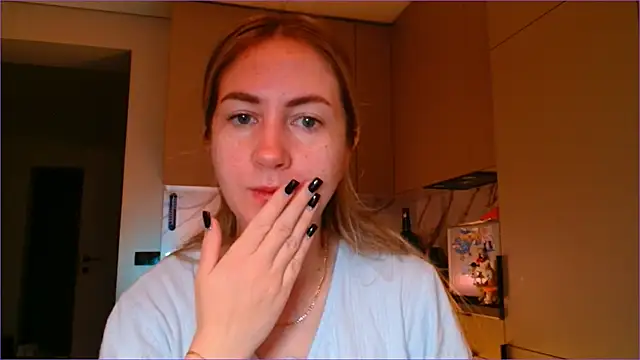 Snapshot of BluueSilk chatting on 01/07/26, 06:16 BluueSilk online show from 01/07/26, 06:16