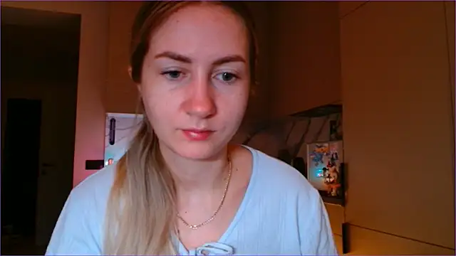 Snapshot of BluueSilk chatting on 01/08/26, 06:16 BluueSilk online show from 01/08/26, 06:16