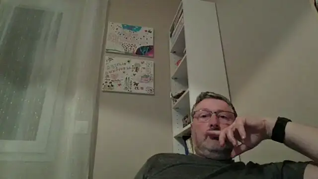 Snapshot of doudou310 chatting on 03/02/26, 05:19 doudou310 online show from 03/02/26, 05:19