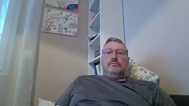 doudou310 online show from 03/20/26, 05:34