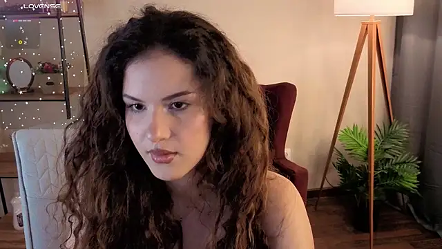 Lili Torin online show from 07/11/26, 08:17