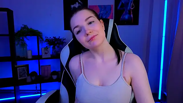 AliceChanel online show from 03/31/26, 03:19