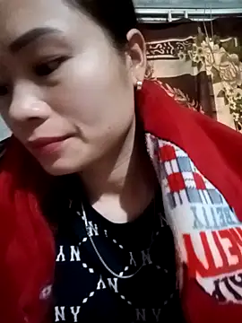 Snapshot of l_kiss chatting on 02/02/26, 01:26 l kiss online show from 02/02/26, 01:26