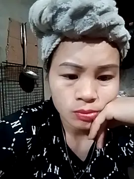 Snapshot of l_kiss chatting on 02/24/26, 12:47 l kiss online show from 02/24/26, 12:47