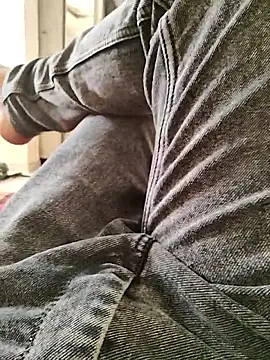 crazyxy12 online show from 04/20/26, 06:27