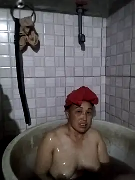 Snapshot of Tina-beo chatting on 02/01/26, 12:15 Tina-beo online show from 02/01/26, 12:15