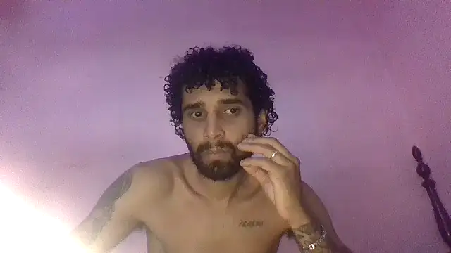 casal atrevido online show from 05/28/26, 01:41