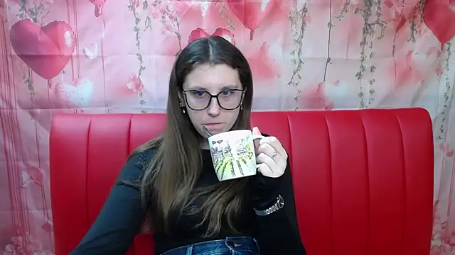 LilianaShine online show from 03/19/26, 06:06