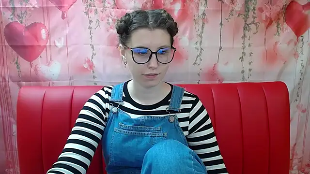 LilianaShine online show from 04/07/26, 05:08