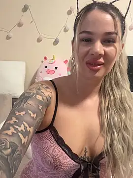 sexybatwomen33 online show from 03/31/26, 06:58