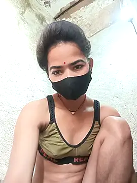 Snapshot of Sunali_Bendre chatting on 02/28/26, 02:56 Sunali Bendre online show from 02/28/26, 02:56