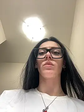 alibi room online show from 03/31/26, 01:00