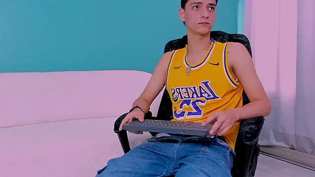 tiian  online show from 02/10/26, 07:18