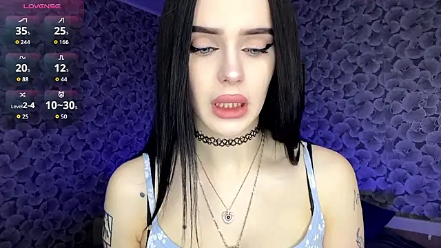 IeshaOsorio online show from 03/24/26, 06:29