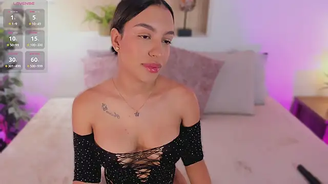 xiomara cortes online show from 05/03/26, 12:44