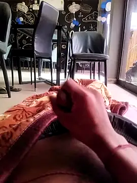 sudip999999 online show from 04/01/26, 04:13