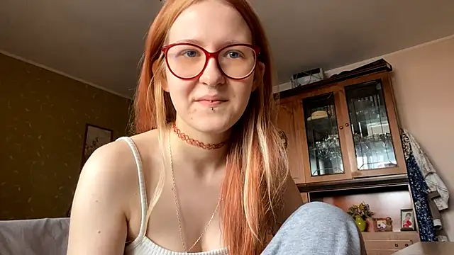 Snapshot of LaureenVielma chatting on 02/27/26, 07:19 LaureenVielma online show from 02/27/26, 07:19