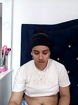 Diva noir online show from 02/15/26, 07:43