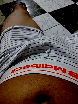 miximilian online show from 03/26/26, 01:33