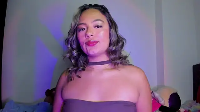 Snapshot of Kylievoos chatting on 02/27/26, 01:38 Kylievoos online show from 02/27/26, 01:38