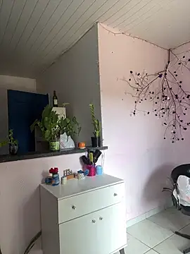 Snapshot of Loaisn chatting on 02/04/26, 05:52 Loaisn online show from 02/04/26, 05:52