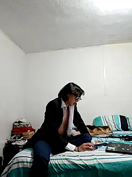 Particular0189 online show from 02/05/26, 06:51