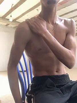 Snapshot of Spoo69 chatting on 03/28/26, 03:44 Spoo69 online show from 03/28/26, 03:44