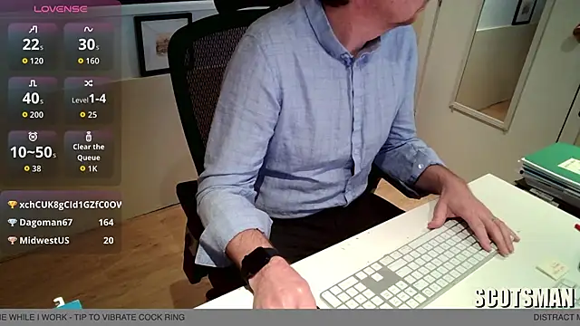 Snapshot of Scotsmanx chatting on 04/22/26, 02:07 Scotsmanx online show from 04/22/26, 02:07