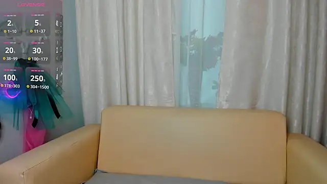 Kelly nice online show from 04/17/26, 03:31