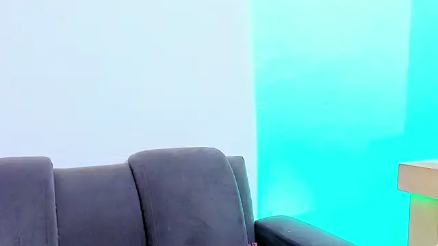 Snapshot of Emely_pregnantt chatting on 02/24/26, 11:25 Emely pregnantt online show from 02/24/26, 11:25