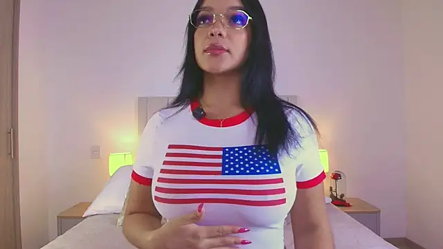 Anna-Lynn online show from 07/05/26, 02:40